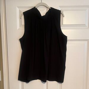 41 Hawthorn Elegant Black Sleeveless Top